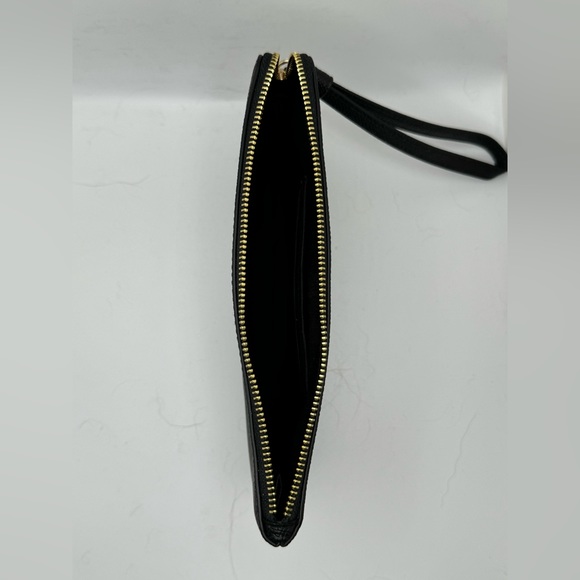 Coach Large Corner Zip Black Gold Hardware Leather Wristlet NWT - Picture 4 of 7